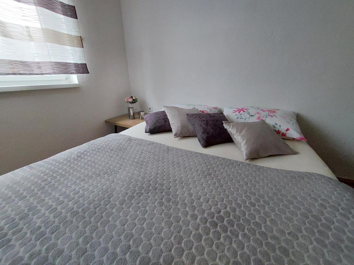 MB Deluxe Apartment Visoko Extérieur photo